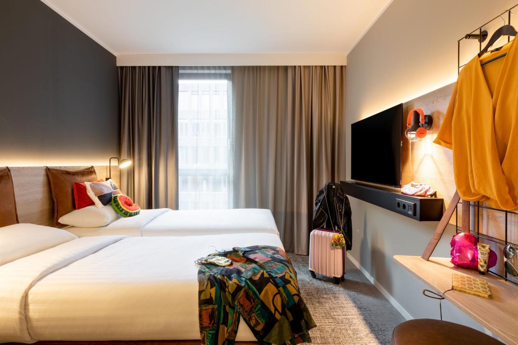 Moxy Dortmund City Ngoại thất bức ảnh